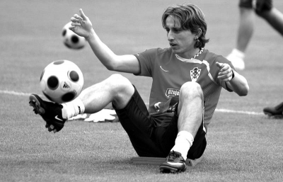 《魔域》邀你“以家族之名”奔赴跨服家族战的赛场