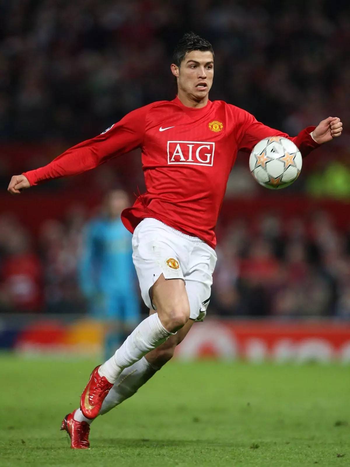 斯基拉：拉齐奥接近签下肯尼思-泰勒，转会总价1600万欧