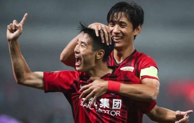 足协杯3-1,25岁阿森纳旧将利剑出鞘，率富勒姆淘汰英冠第2